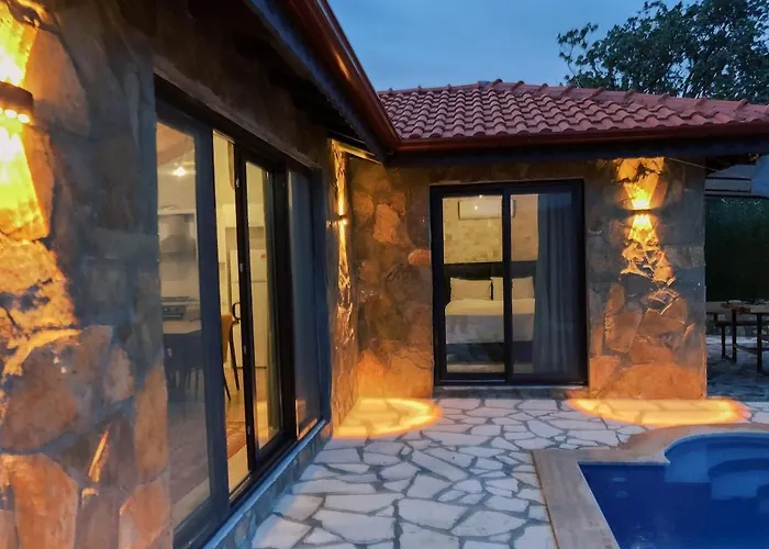 Mountain View House With Pool Near Olympos Adrasan *